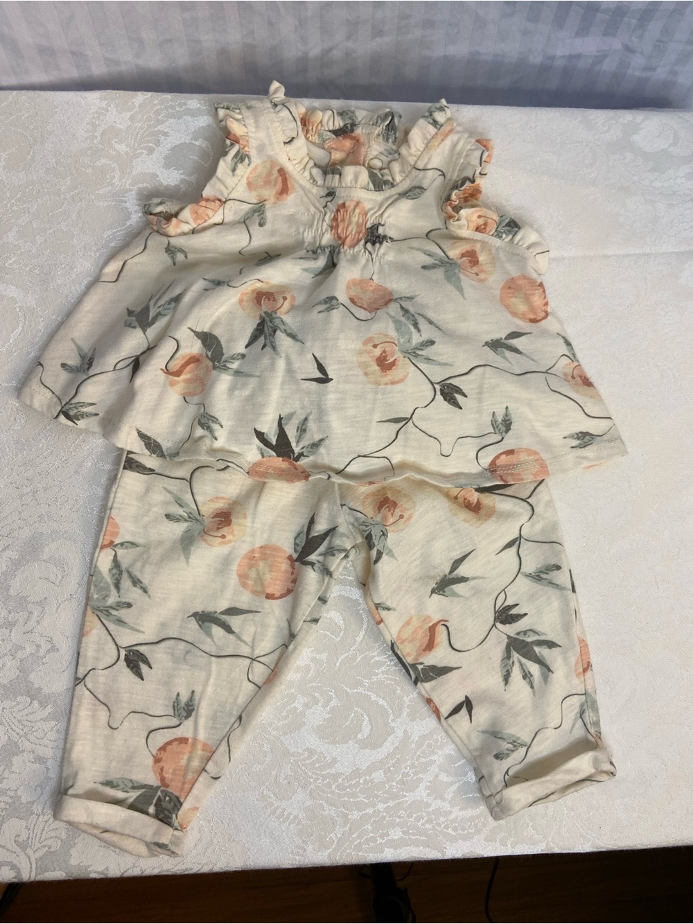 Jessica Simpson Cream Baby Set with Peach Floral Accents 3-6 M